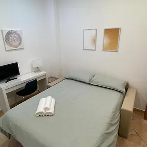 https://apt-casa-cristina-in-citta.catania-hotels.net
